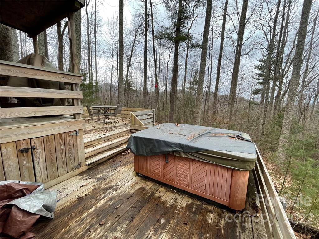 3024 Cane Creek Road Bakersville NC 28705