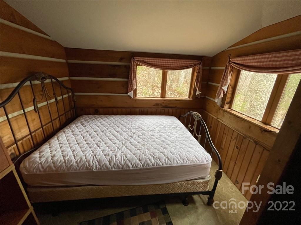 3024 Cane Creek Road Bakersville NC 28705