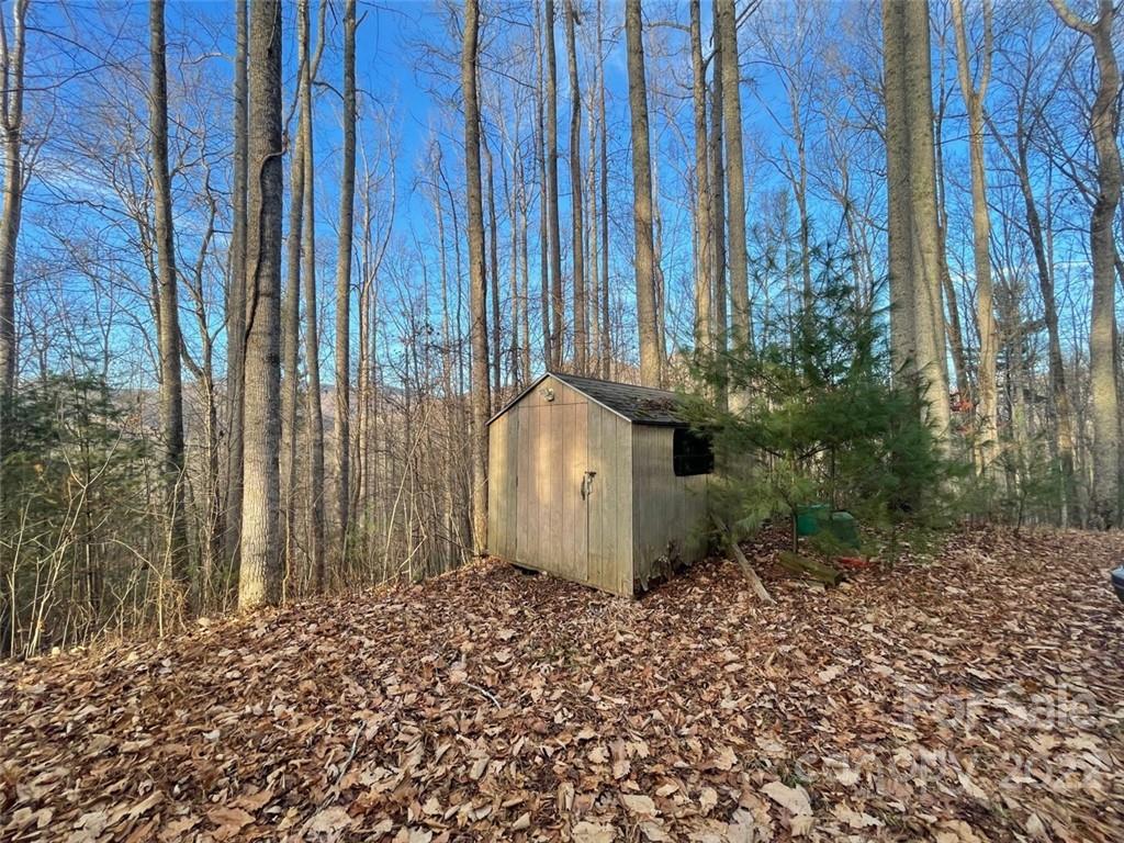 3024 Cane Creek Road Bakersville NC 28705