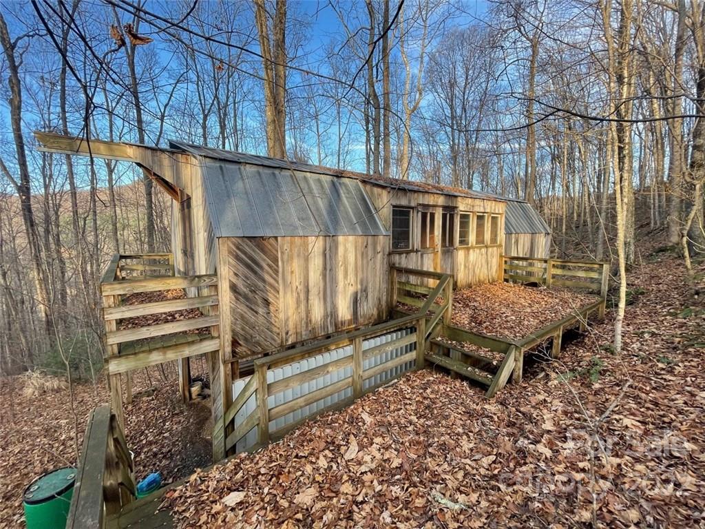 3024 Cane Creek Road Bakersville NC 28705