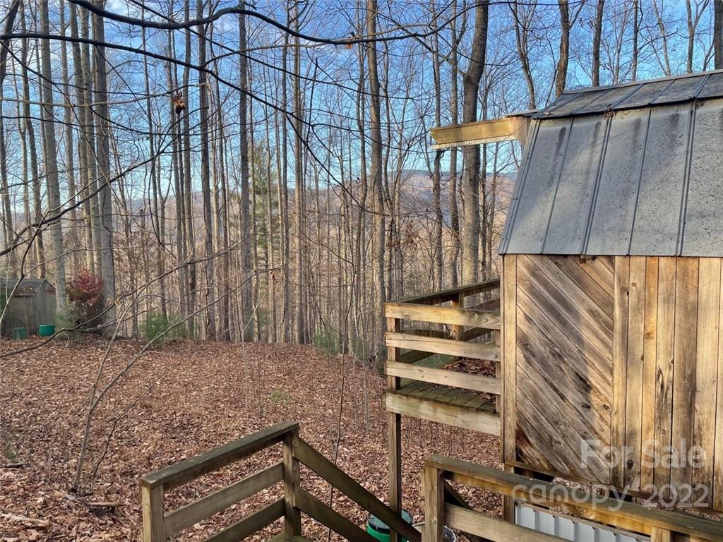 3024 Cane Creek Road Bakersville NC 28705