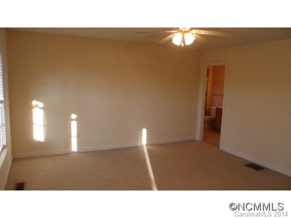 3 Hampton Lane Weaverville NC 28787