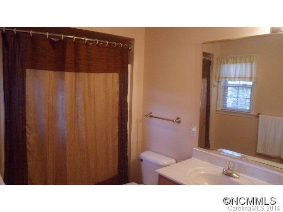 3 Hampton Lane Weaverville NC 28787