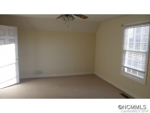 3 Hampton Lane Weaverville NC 28787