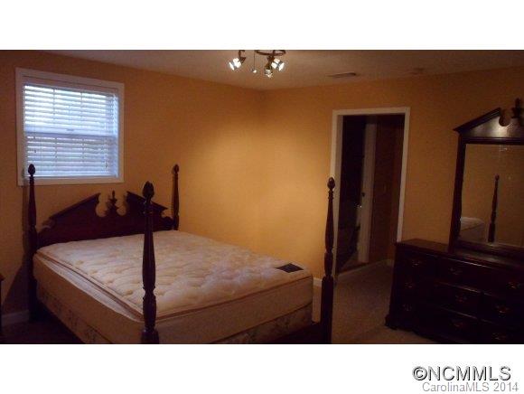 3 Hampton Lane Weaverville NC 28787