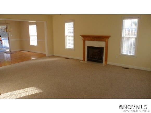3 Hampton Lane Weaverville NC 28787