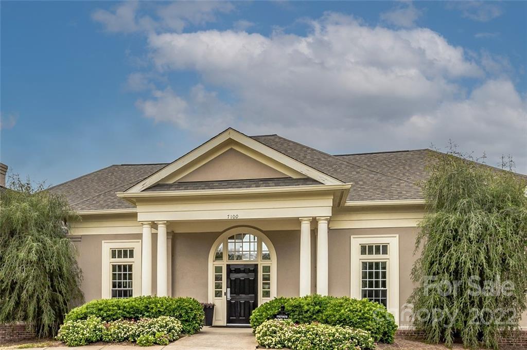 7124 Beverly Springs Drive Charlotte NC 28270