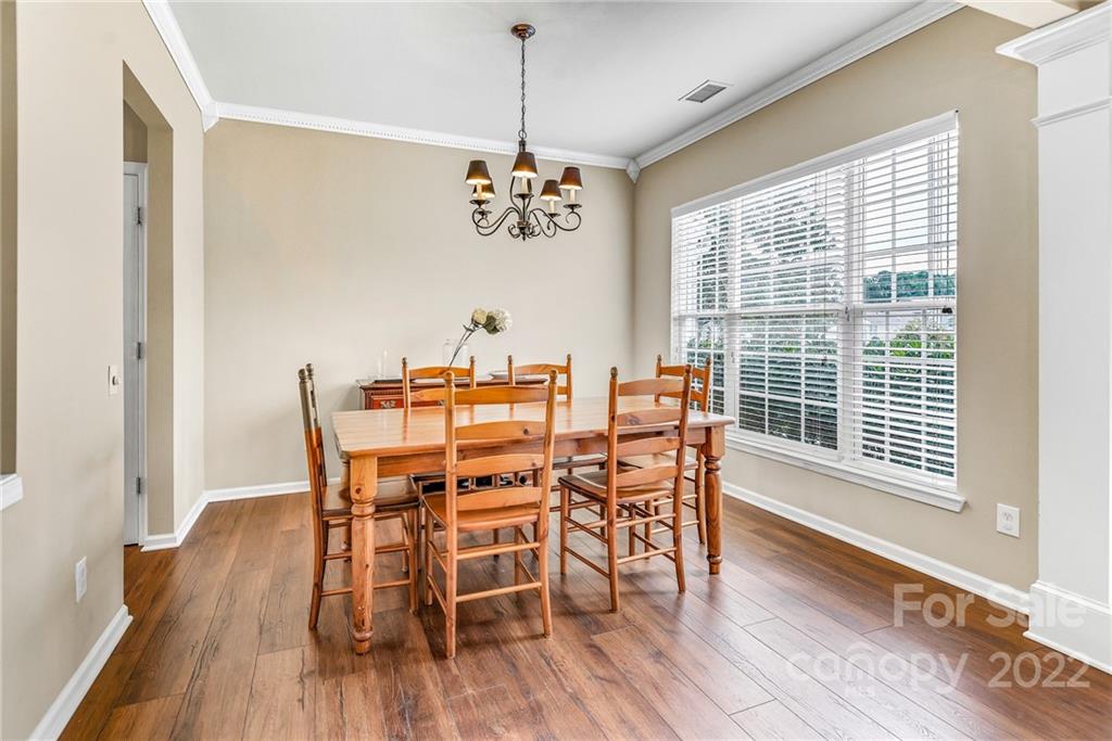 7124 Beverly Springs Drive Charlotte NC 28270