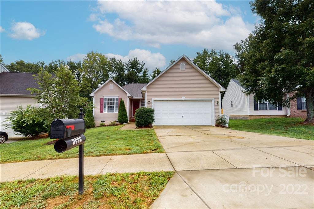 8444 Angwin Place Charlotte NC 28262