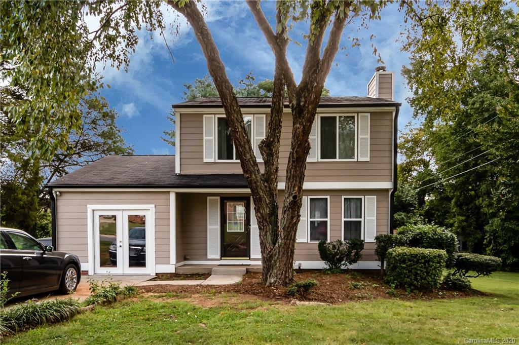 1330 Farmfield Lane Charlotte NC 28213