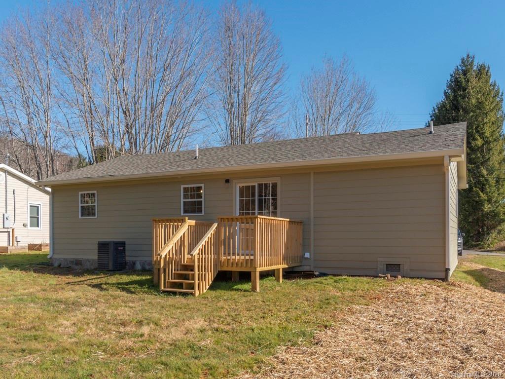 31 Cherry Lane Burnsville NC 28714