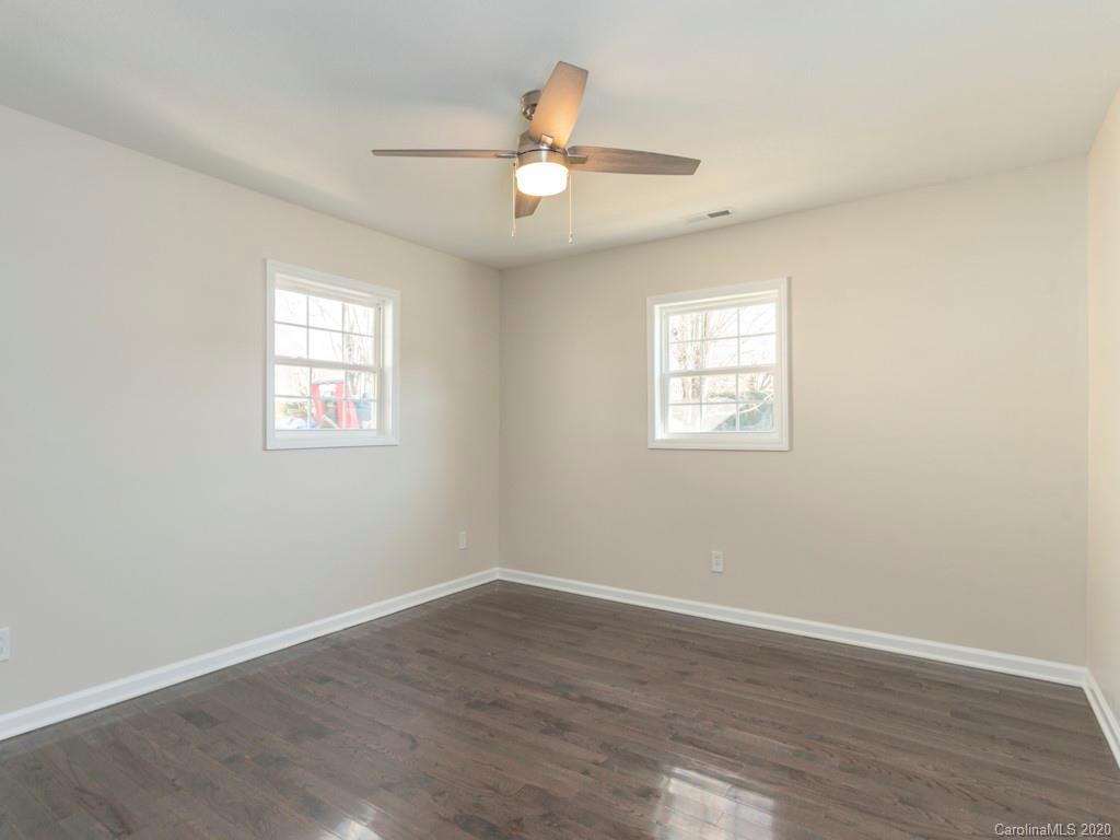 31 Cherry Lane Burnsville NC 28714