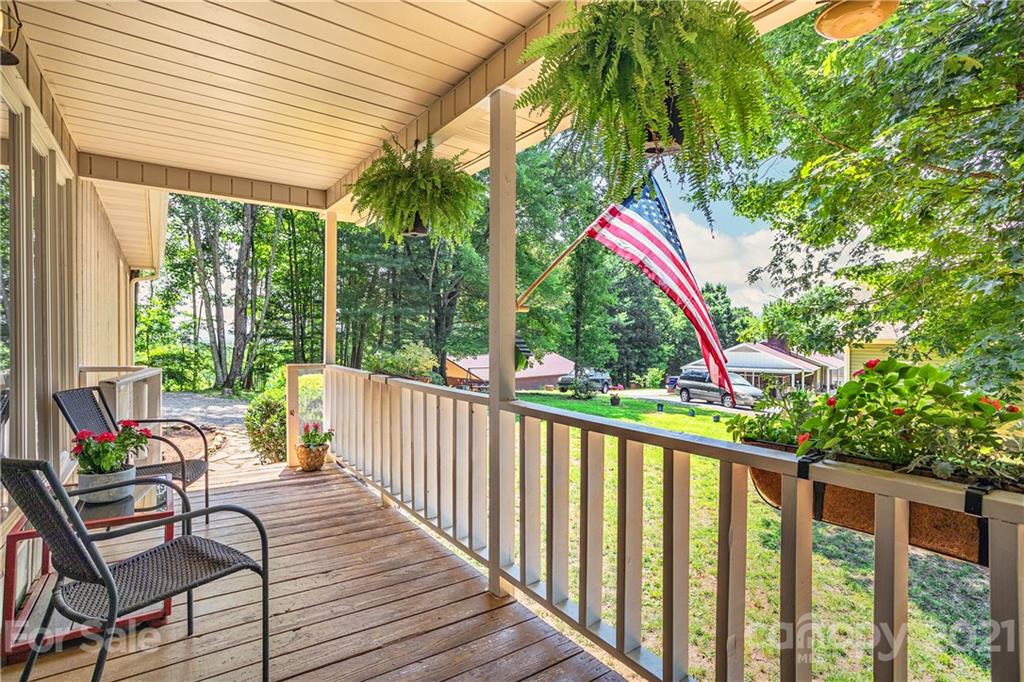 49 Corvette Drive Candler NC 28715