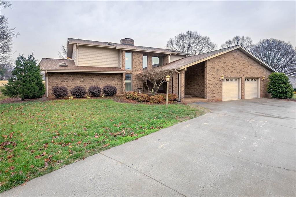 2564 Birdie Lane Ne Conover NC 28613