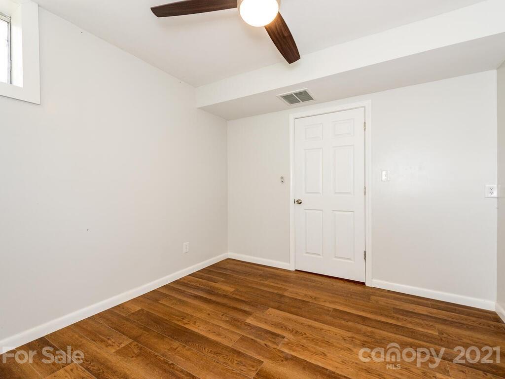 34 Rash Road Asheville NC 28806