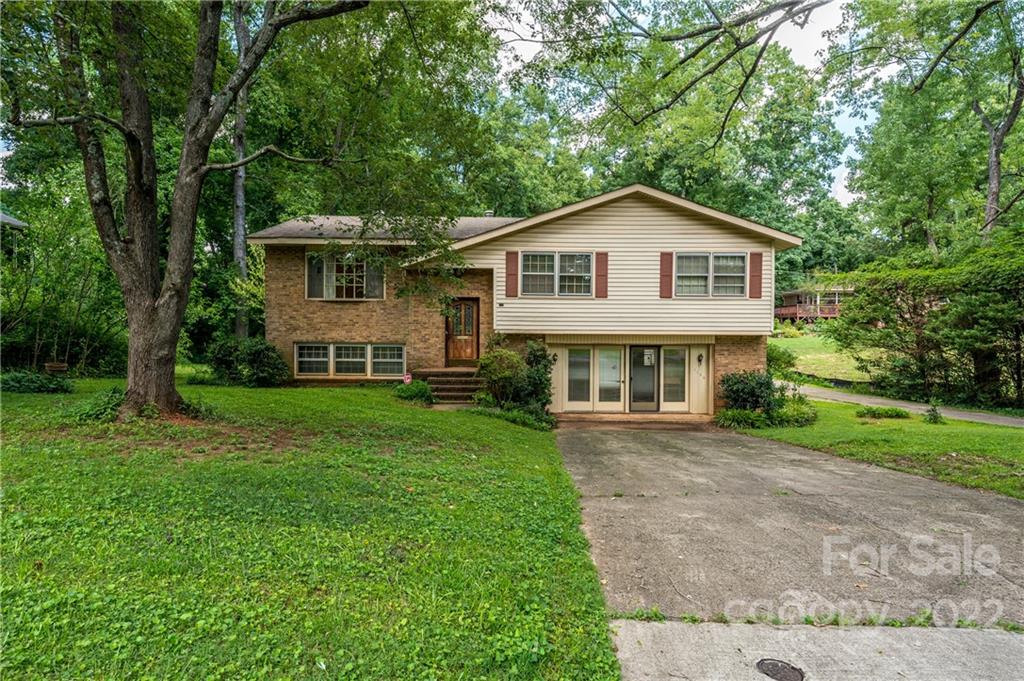 1123 Halesworth Drive Charlotte NC 28211