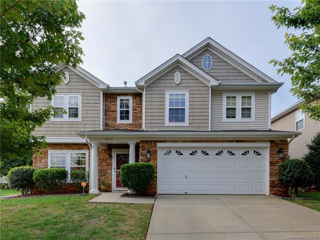 10903 Kinnairds Street Charlotte NC 28278