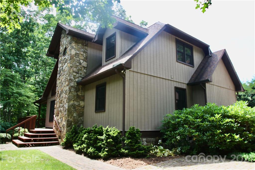 304 Oak Ridge Drive Clyde NC 28721
