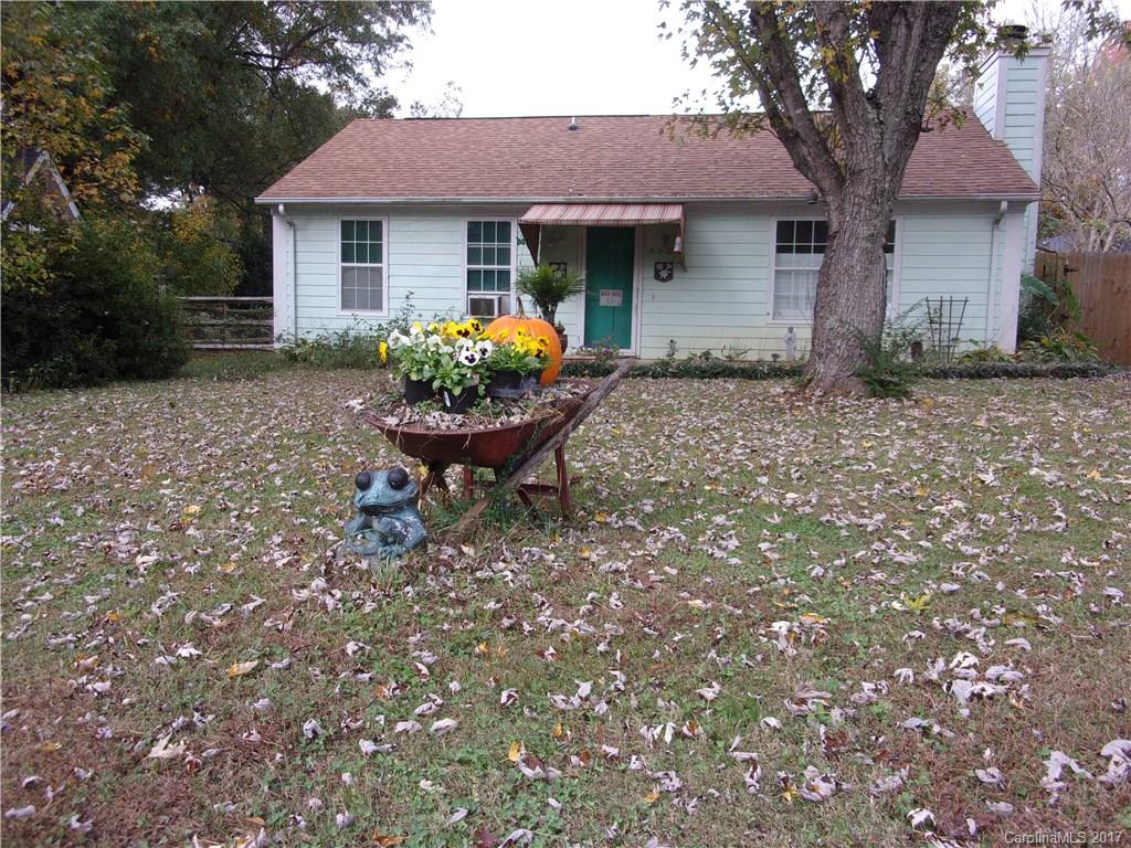 5700 Carved Oak Circle Charlotte NC 28227