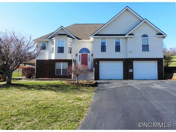14 Lyonsgate Drive Candler NC 28715