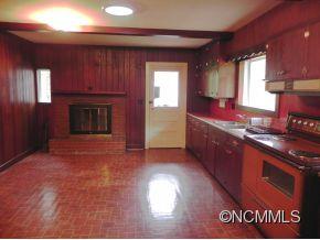 16 Carrier Street Asheville NC 28806