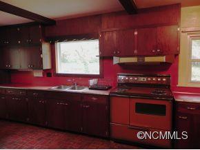 16 Carrier Street Asheville NC 28806