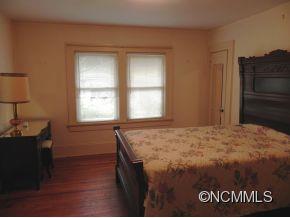 16 Carrier Street Asheville NC 28806