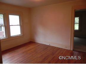 16 Carrier Street Asheville NC 28806