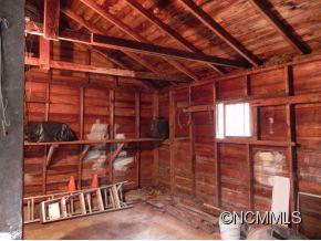 16 Carrier Street Asheville NC 28806