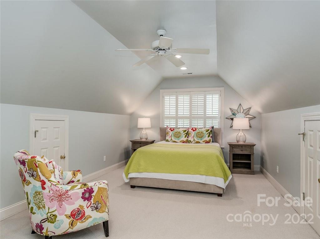 2205 Guest House Court Charlotte NC 28270