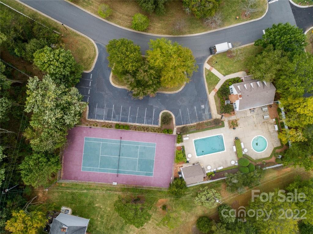 2205 Guest House Court Charlotte NC 28270