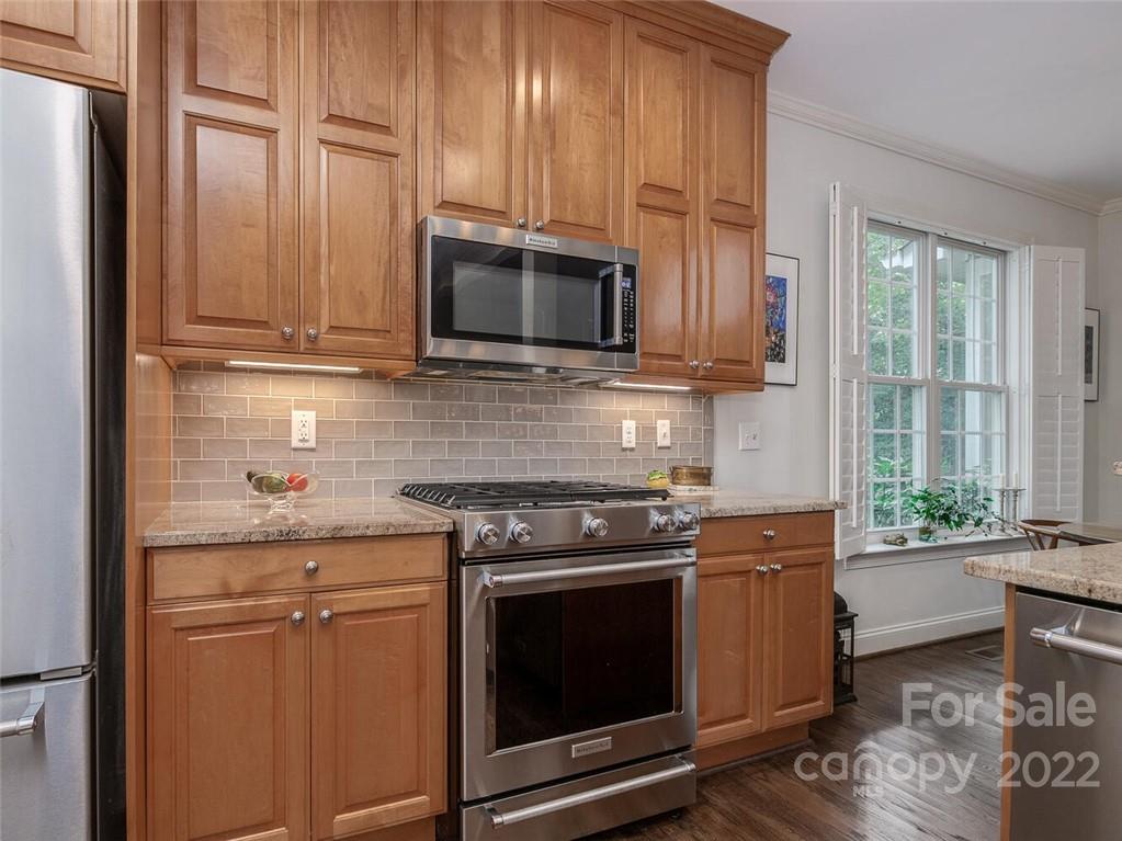 2205 Guest House Court Charlotte NC 28270