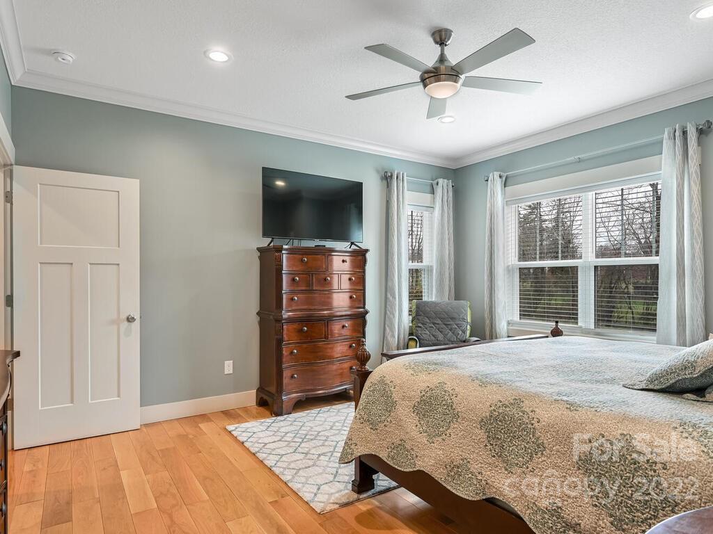 25 W Haven Drive Arden NC 28704