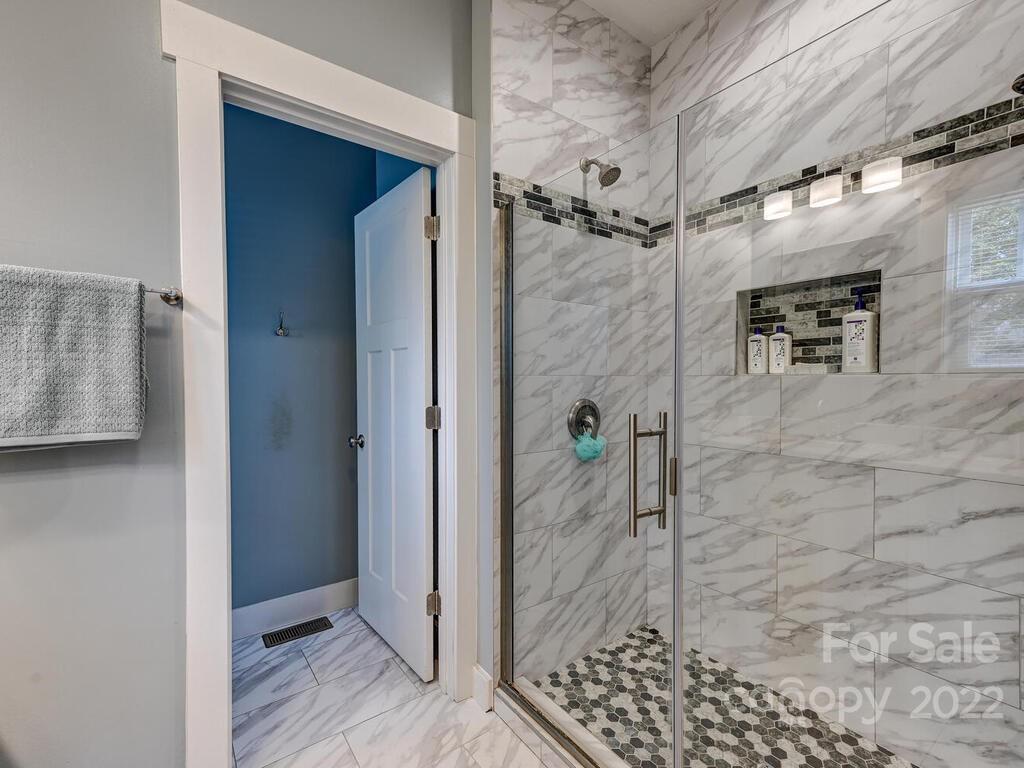 25 W Haven Drive Arden NC 28704