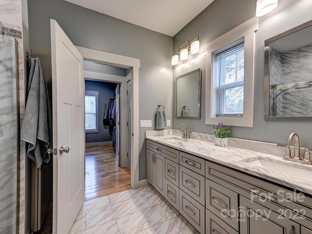 25 W Haven Drive Arden NC 28704