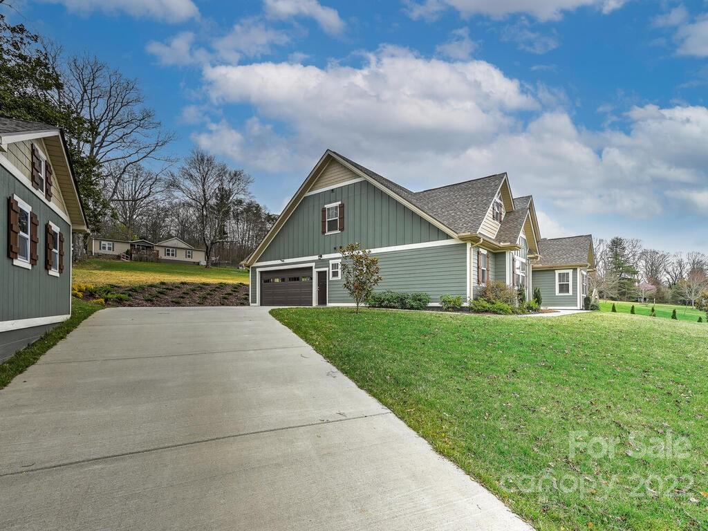 25 W Haven Drive Arden NC 28704