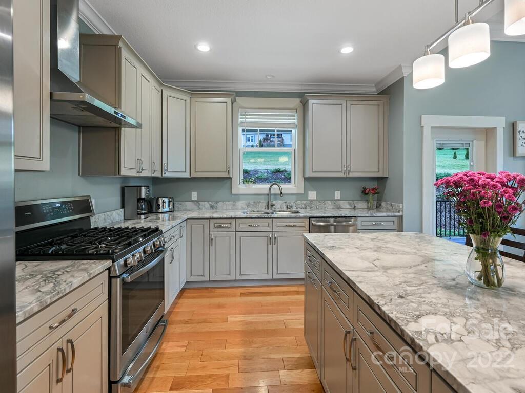 25 W Haven Drive Arden NC 28704