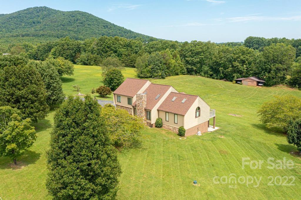 5944 Deerfield Lane Hickory NC 28602