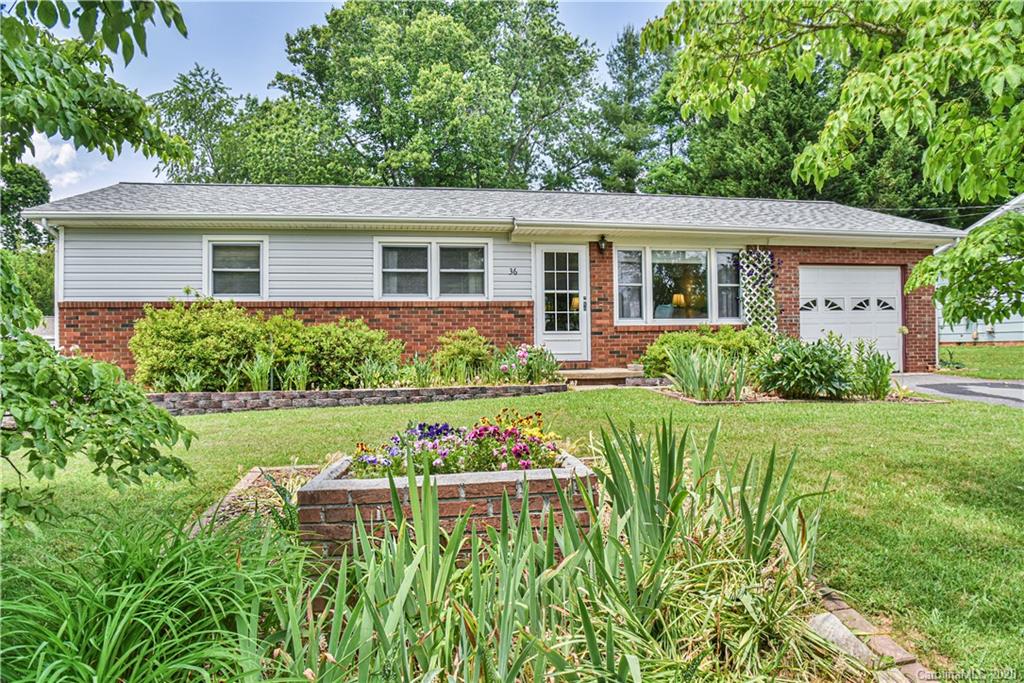 36 Pinedale Road Candler NC 28715