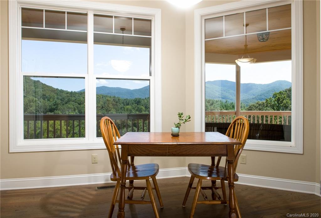 78 Riddle Road Swannanoa NC 28778