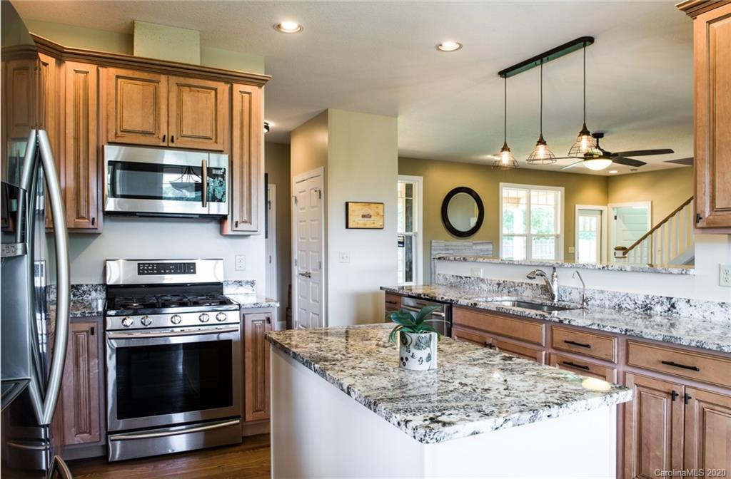 78 Riddle Road Swannanoa NC 28778