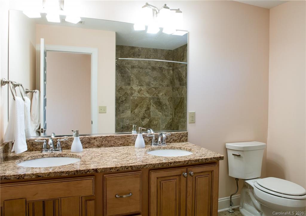 78 Riddle Road Swannanoa NC 28778