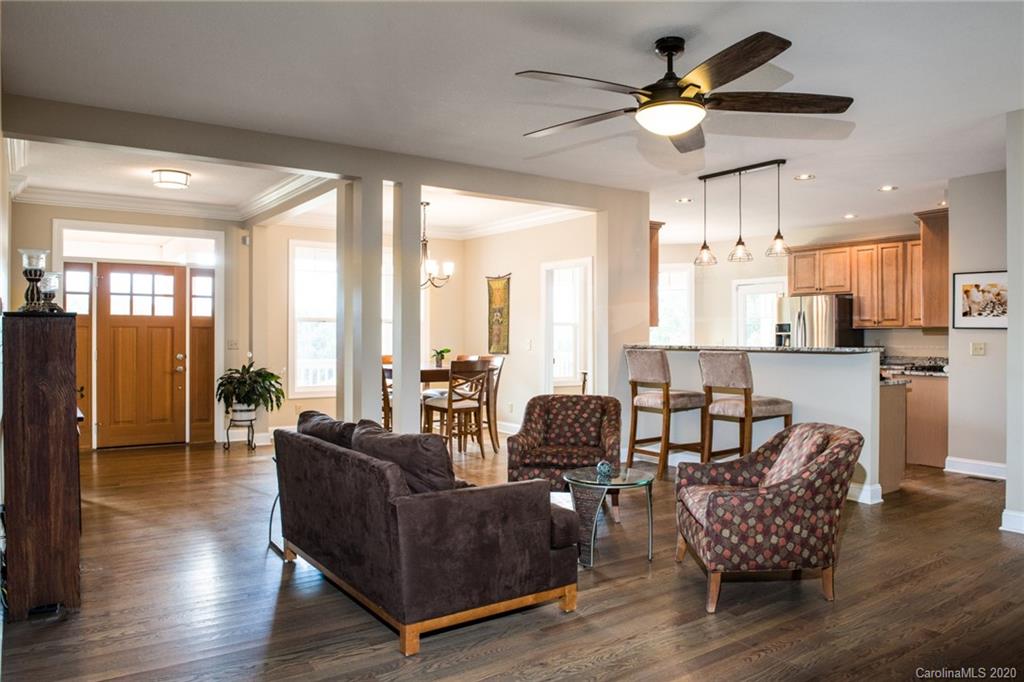 78 Riddle Road Swannanoa NC 28778