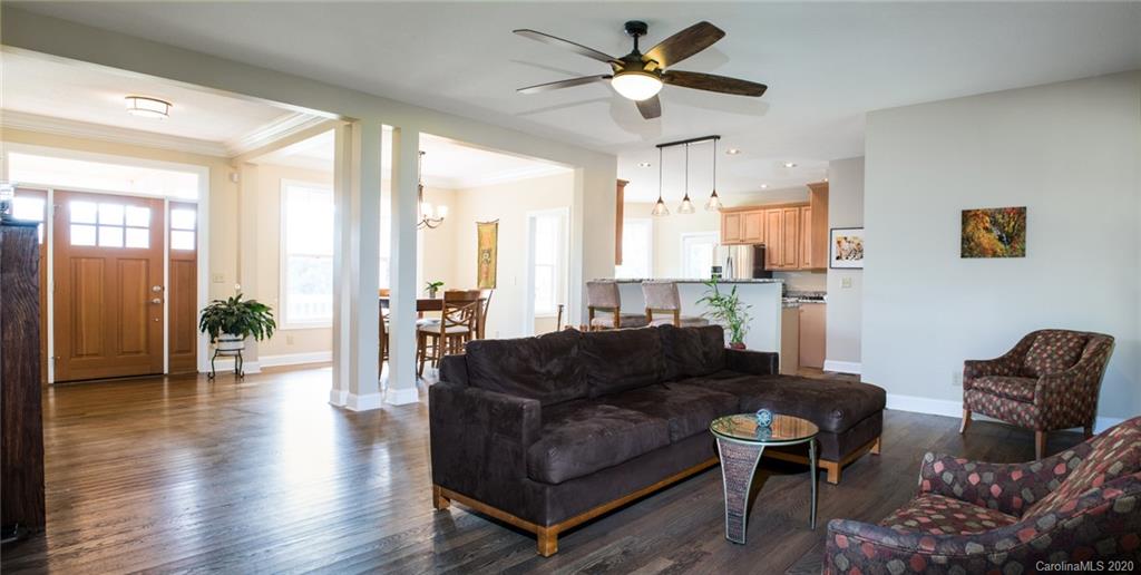 78 Riddle Road Swannanoa NC 28778