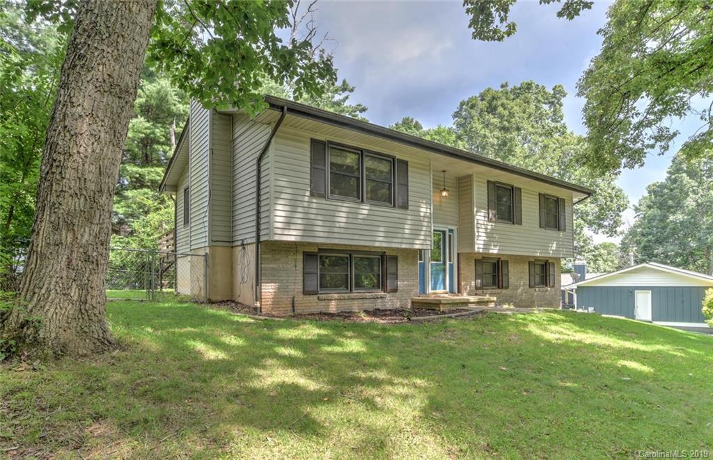 18 Forest Ridge Drive Arden NC 28704