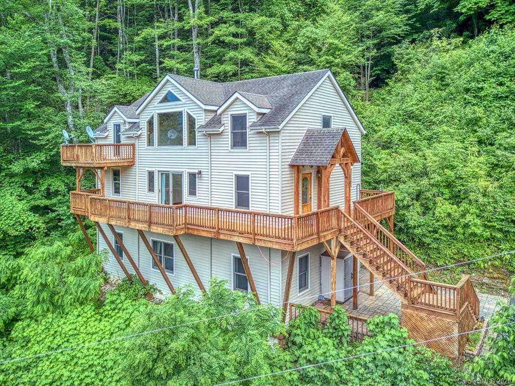 695 Wildcat Run Maggie Valley NC 28751