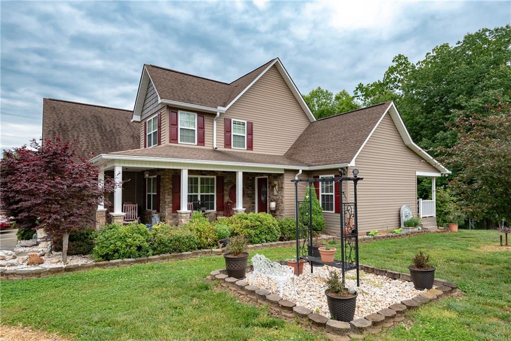 5128 Orchard Park Drive Hickory NC 28602