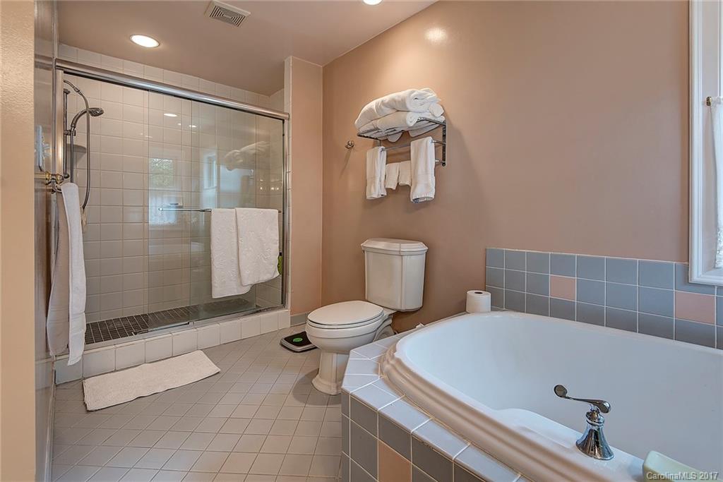 34 Hawk View Drive Asheville NC 28804