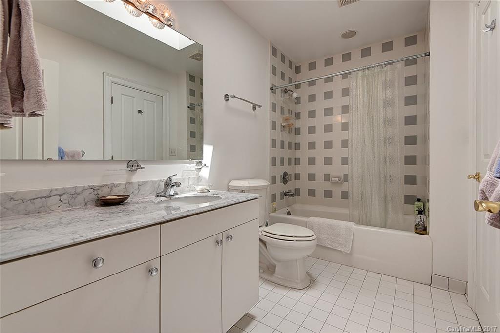 34 Hawk View Drive Asheville NC 28804