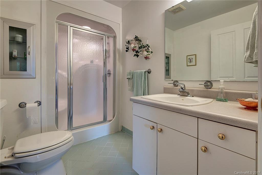 34 Hawk View Drive Asheville NC 28804